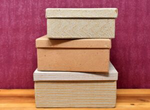 Organizzare l'armadio con il metodo delle scatole: ecco come fare